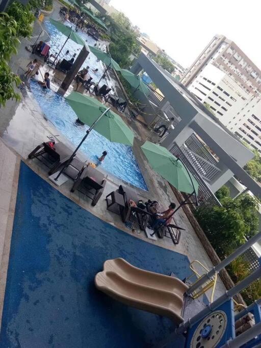 Cubao Manhattanheights U31N Tb, Studio Unit Manila Kültér fotó