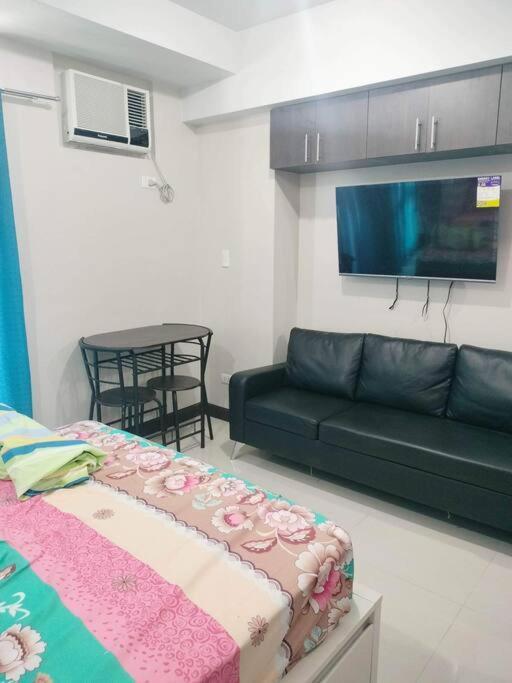 Cubao Manhattanheights U31N Tb, Studio Unit Manila Kültér fotó